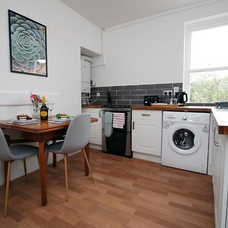 Stylish 2Br Getaway Near Bath'S Best Spots! Bagian luar foto