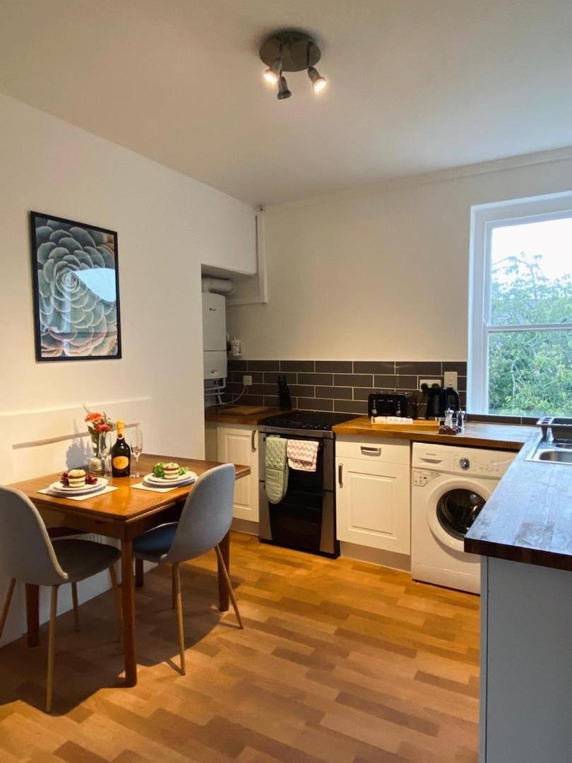 Stylish 2Br Getaway Near Bath'S Best Spots! Bagian luar foto